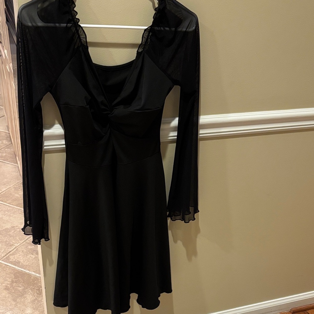 ROMWE Black Mini Dress with Sheer Sleeves